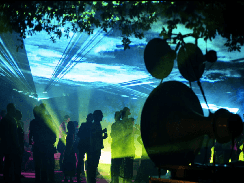 Laser